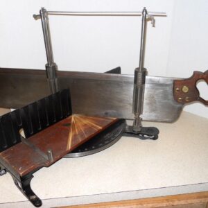 SAW & MITRE BOX