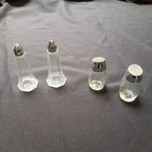 SALT/ PEPPER SHAKER GLASS (SET, TALL/SHORT)